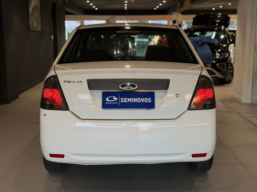 ford fiesta 1.0 rocam sedan 8v flex 4p manual 201316