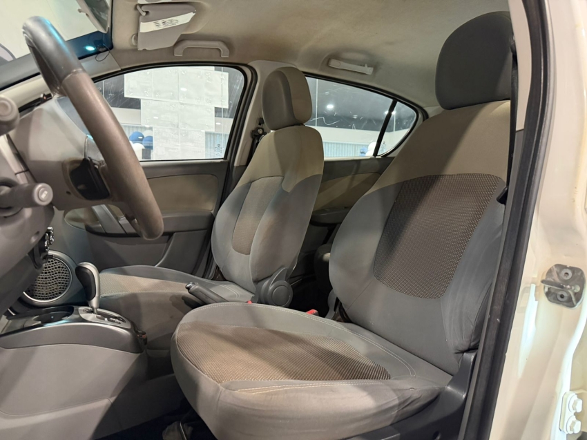 fiat palio 1.6 mpi essence 16v flex 4p automatizado semiautomatico 20154