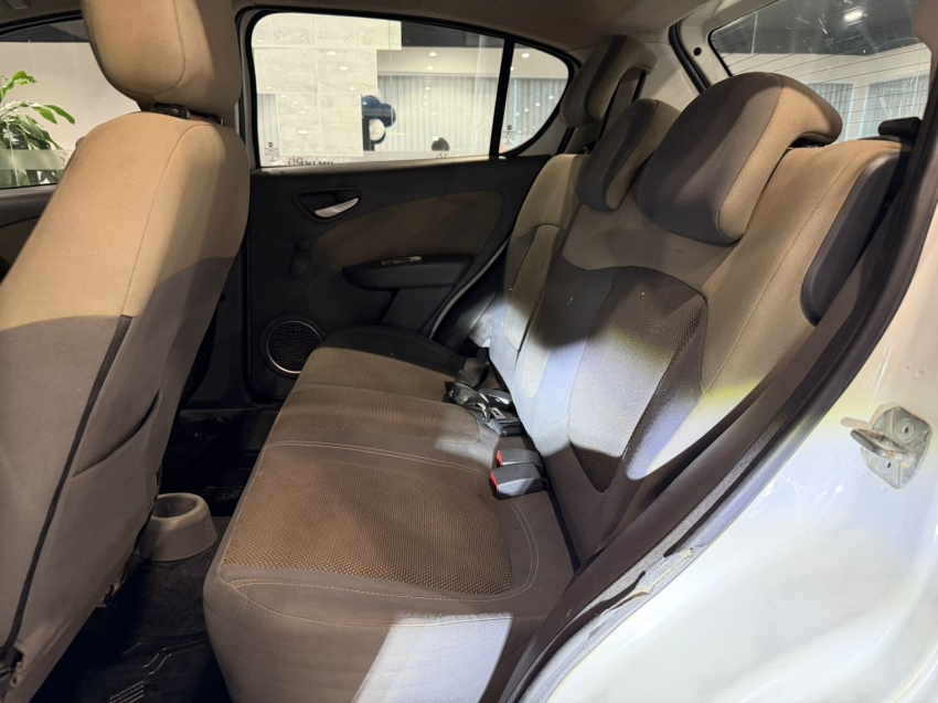 fiat palio 1.6 mpi essence 16v flex 4p automatizado semiautomatico 201513