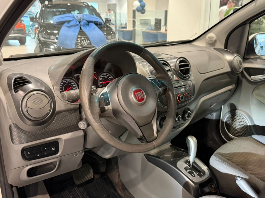 fiat palio 1.6 mpi essence 16v flex 4p automatizado semiautomatico 20155