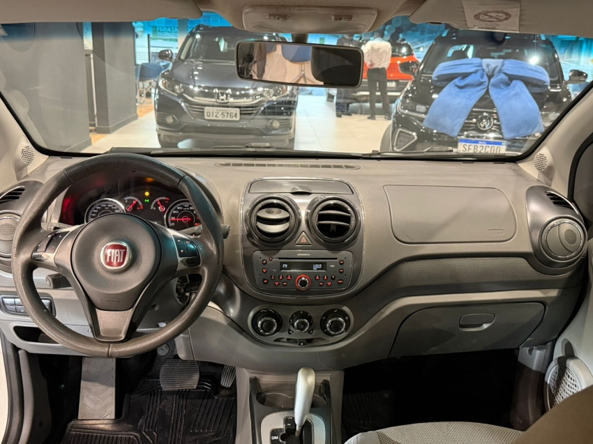 fiat palio 1.6 mpi essence 16v flex 4p automatizado semiautomatico 201512