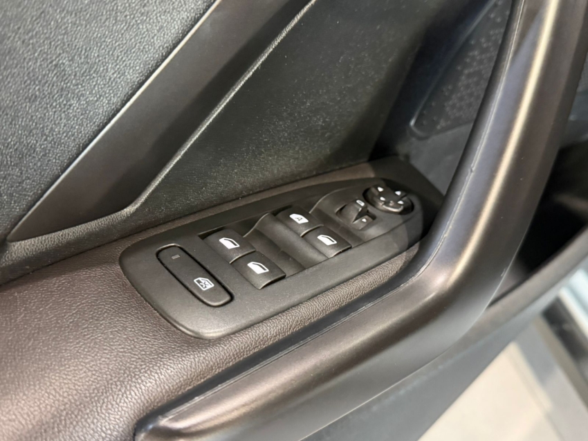 peugeot 2008 1.6 16v thp flex griffe 4p automatico 20214