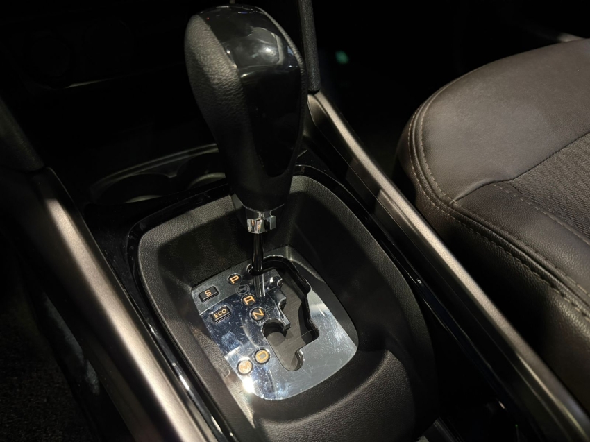 peugeot 2008 1.6 16v thp flex griffe 4p automatico 202111