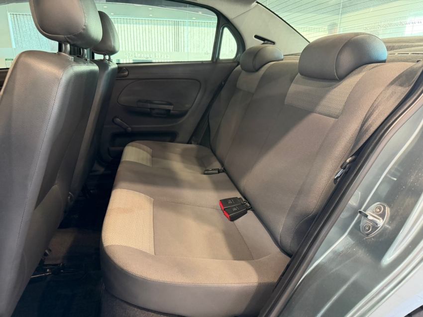 volkswagen voyage 1.0 mi 8v flex 4p manual 201010