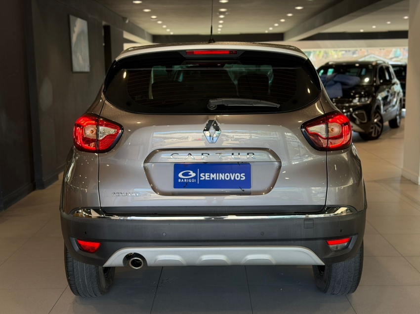 renault captur 2.0 16v hi-flex bose automatico flex 4p 202020