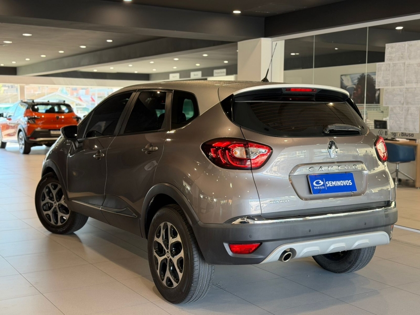 renault captur 2.0 16v hi-flex bose automatico flex 4p 202018