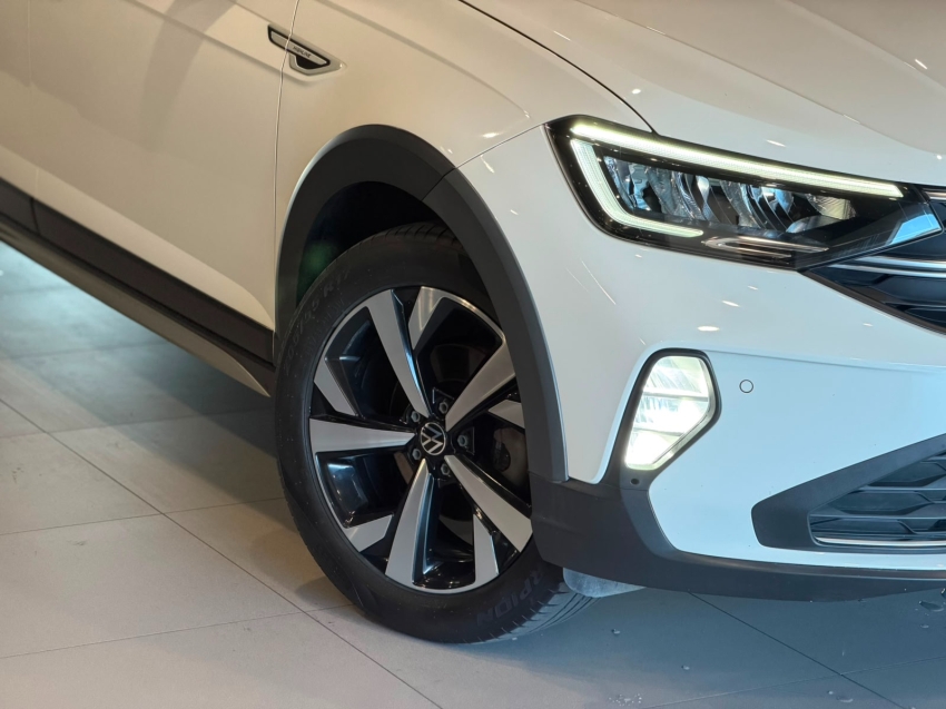 volkswagen nivus 1.0 200 tsi total flex highline automatico 4p 20221