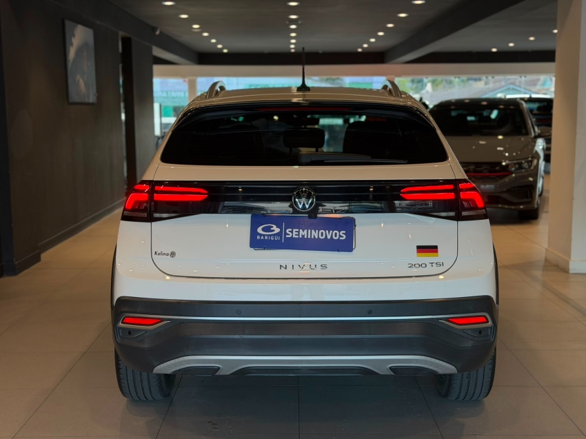 volkswagen nivus 1.0 200 tsi total flex highline automatico 4p 202218