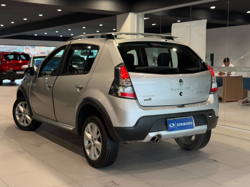renault sandero 1.6 stepway 16v flex 4p automatico 201314