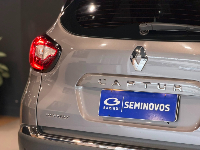 renault captur 1.6 16v sce flex bose x-tronic 4p automatico 202117