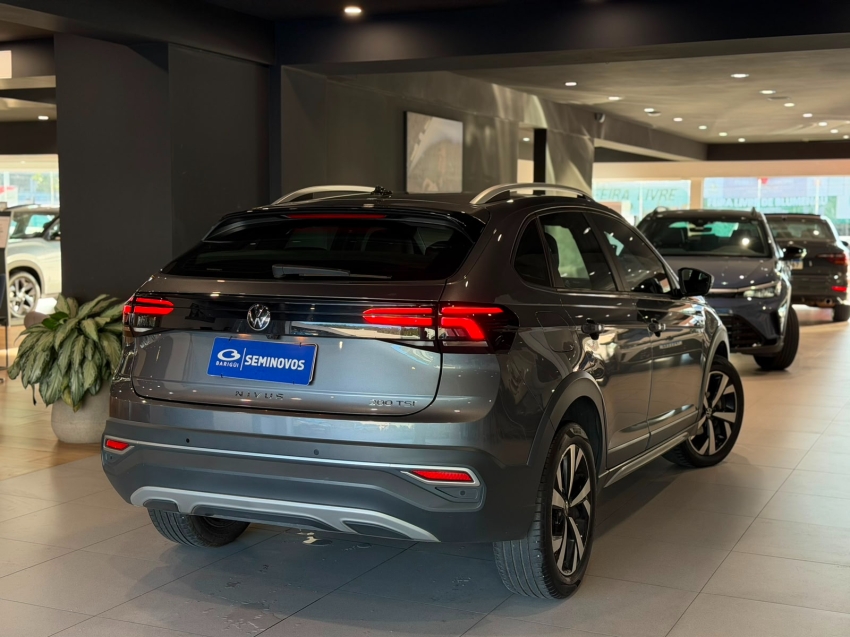 volkswagen nivus 1.0 200 tsi total flex highline automatico 4p 202418