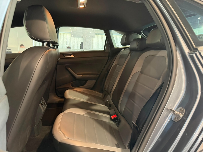 volkswagen nivus 1.0 200 tsi total flex highline automatico 4p 202414