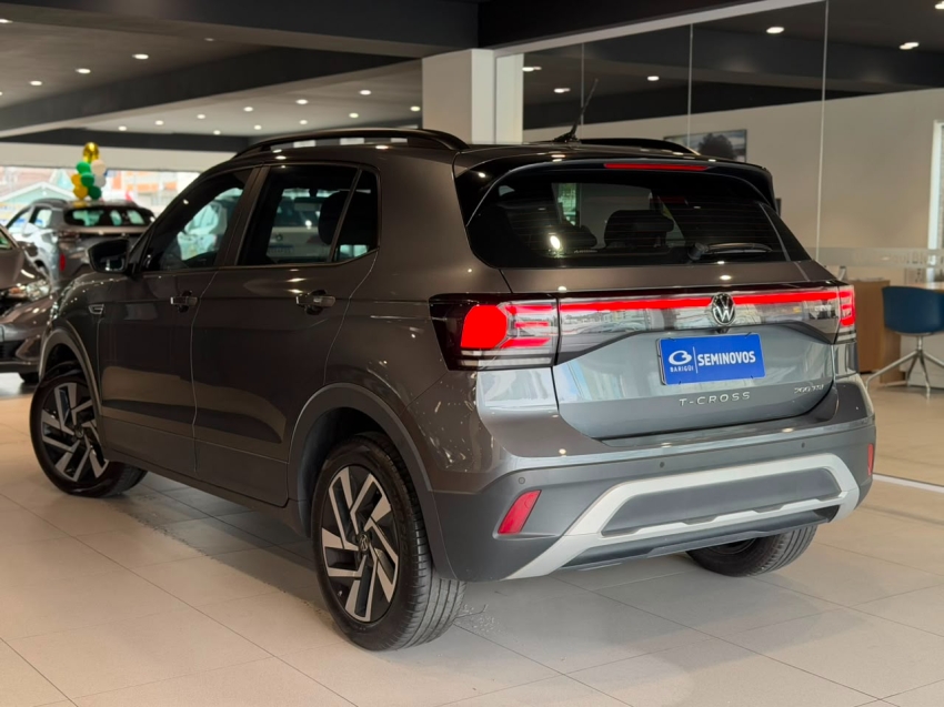 volkswagen t-cross 1.0 200 tsi total flex comfortline automatico 4p 202516