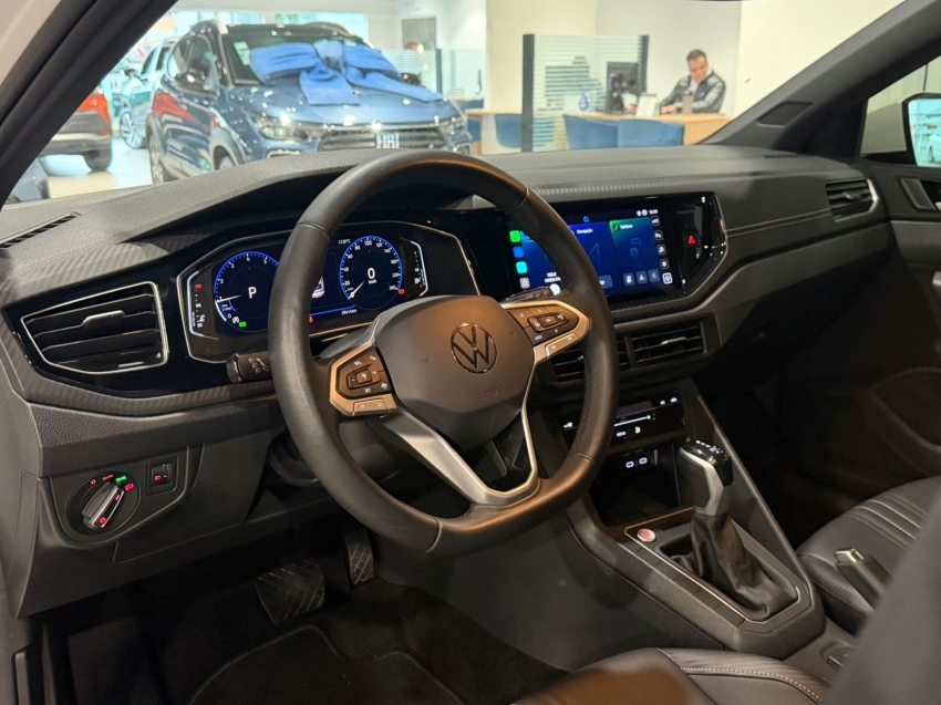 volkswagen nivus 1.0 200 tsi total flex highline automatico 4p 20257
