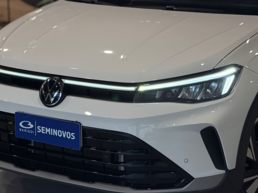 volkswagen nivus 1.0 200 tsi total flex highline automatico 4p 20252