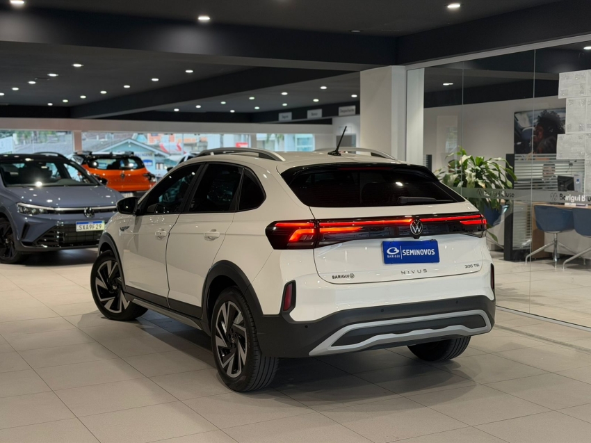 volkswagen nivus 1.0 200 tsi total flex highline automatico 4p 202515