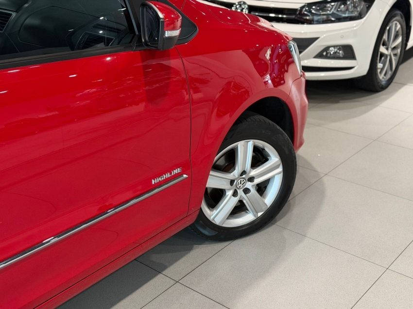volkswagen fox 1.6 mi highline 8v flex 4p automatizado semiautomatico 201516