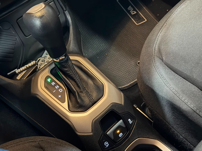 jeep renegade 1.8 16v flex sport 4p automatico 201812