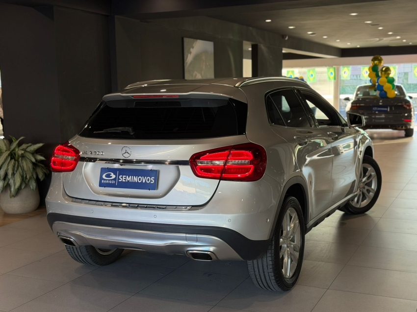 mercedes-benz gla 200 1.6 cgi advance 16v turbo flex 4p automatico gasolina 201518