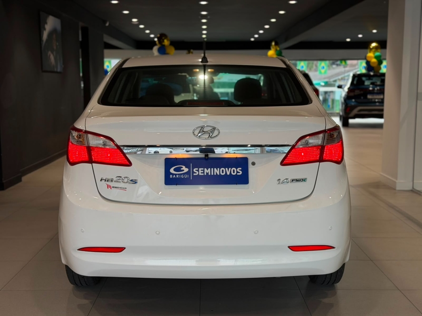 hyundai hb20s 1.6 comfort plus 16v flex 4p manual 201514