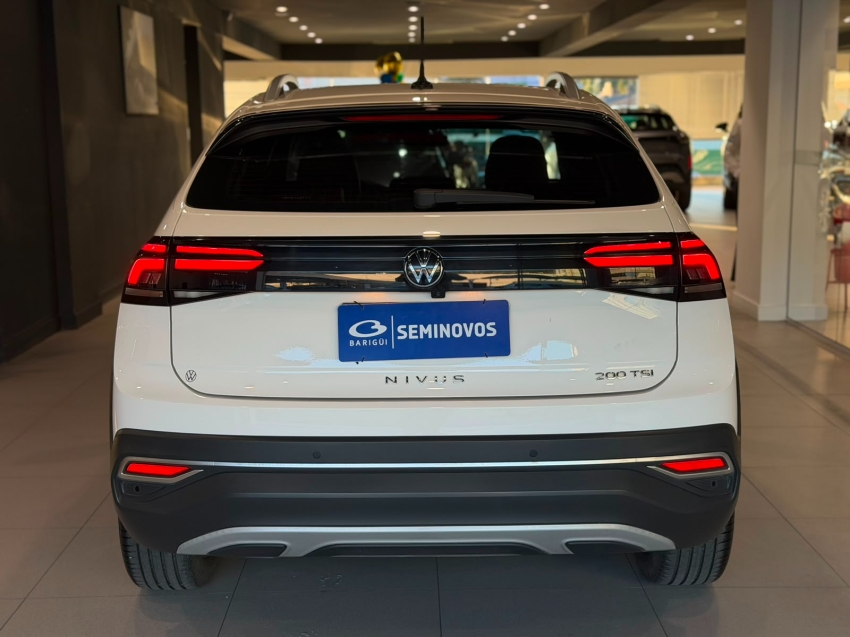 volkswagen nivus 1.0 200 tsi total flex highline automatico 4p 202416
