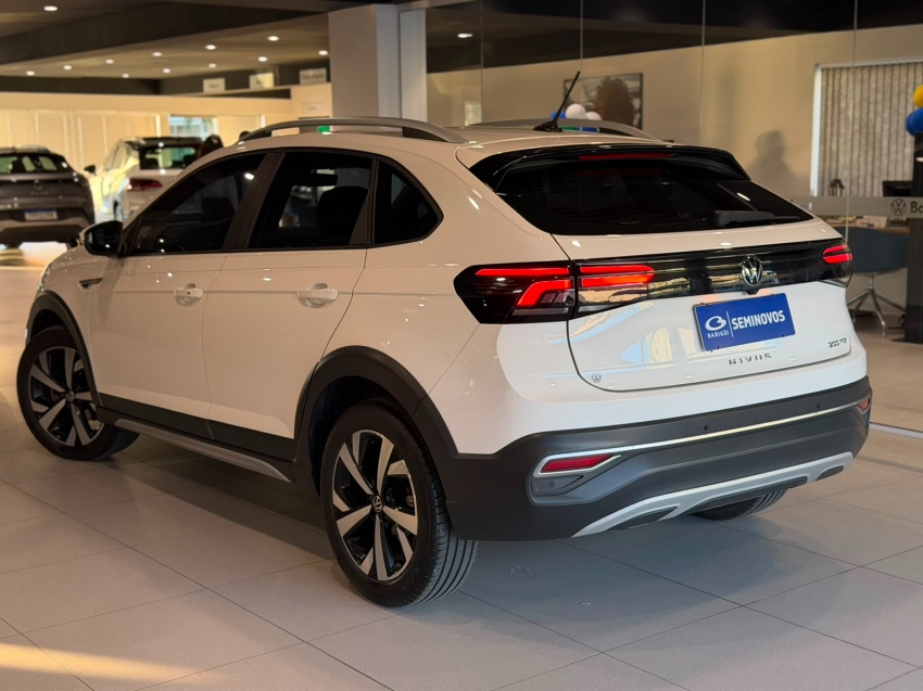 volkswagen nivus 1.0 200 tsi total flex highline automatico 4p 202415