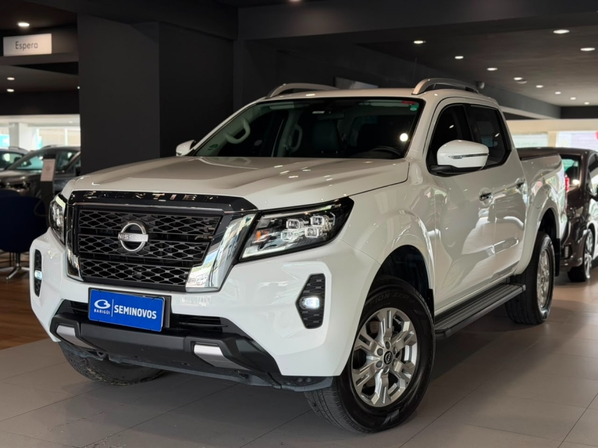 nissan frontier 2.3 16v turbo diesel xe cd 4x4 automatico 4p 20252