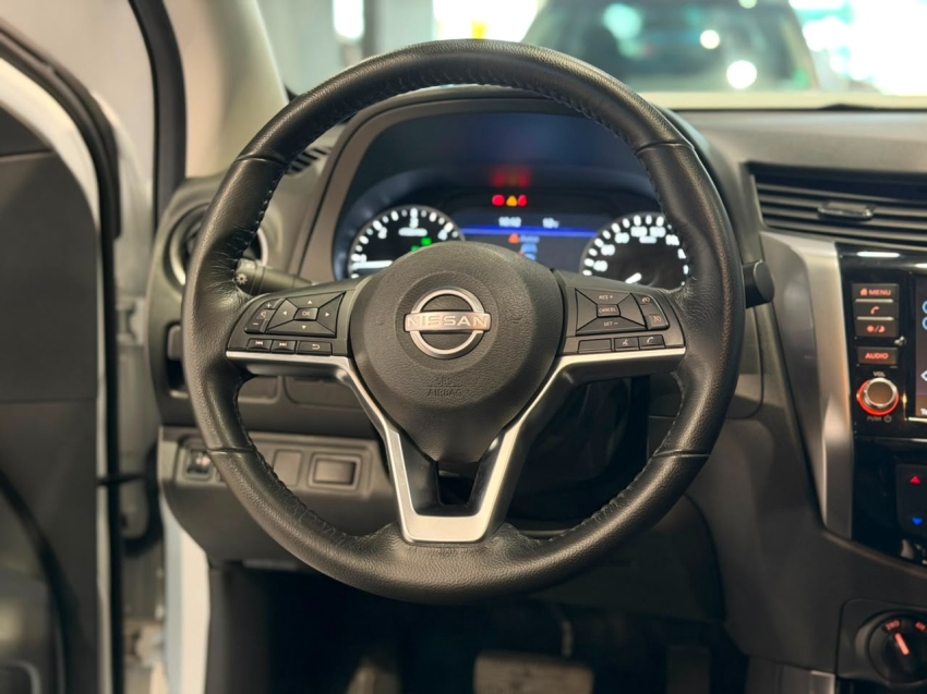 nissan frontier 2.3 16v turbo diesel xe cd 4x4 automatico 4p 20259
