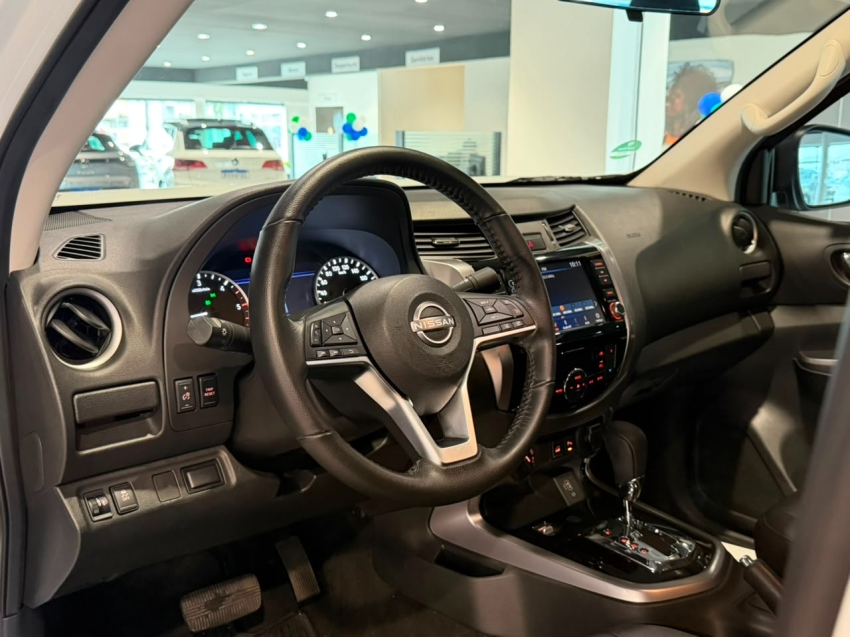 nissan frontier 2.3 16v turbo diesel xe cd 4x4 automatico 4p 20257