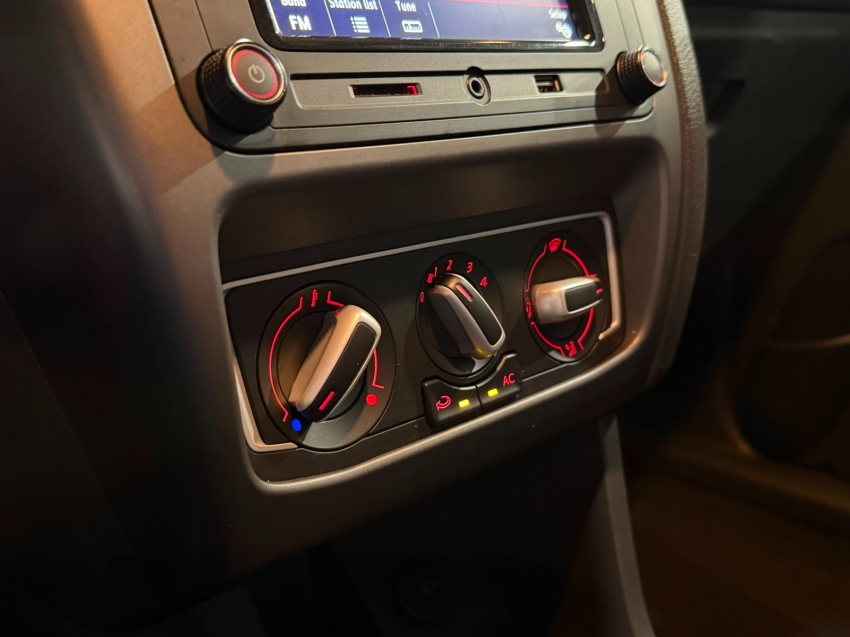 volkswagen fox 1.6 msi total flex connect 4p manual 202010