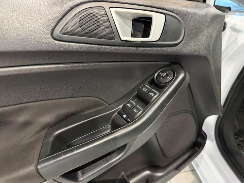 ford fiesta 1.6 ti-vct flex se plus powershift 4p semiautomatico 20184