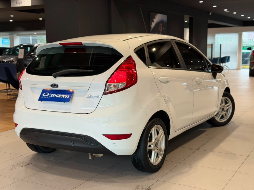 ford fiesta 1.6 ti-vct flex se plus powershift 4p semiautomatico 201815