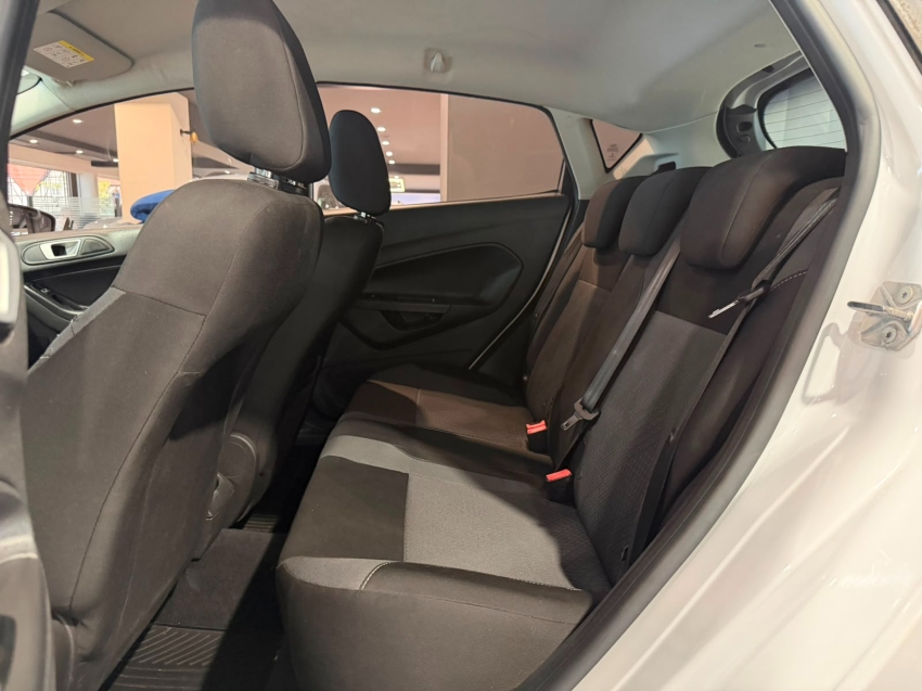 ford fiesta 1.6 ti-vct flex se plus powershift 4p semiautomatico 201811