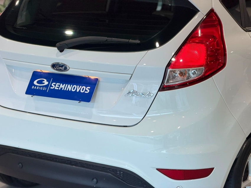 ford fiesta 1.6 ti-vct flex se plus powershift 4p semiautomatico 201813