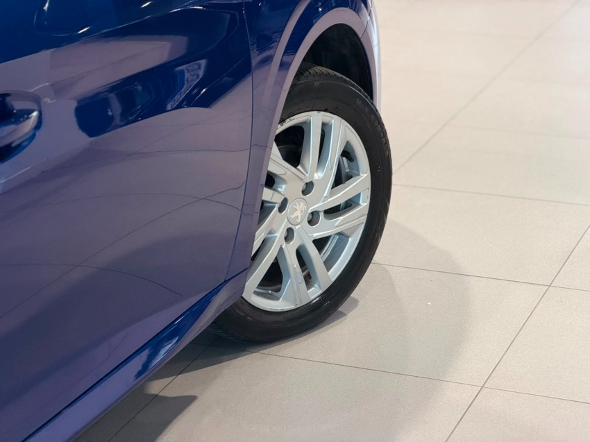 peugeot 208 1.6 16v flex active at6 4p automatico 202214