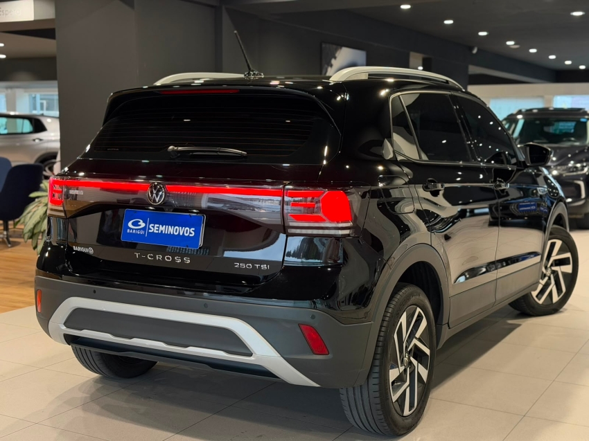 volkswagen t-cross 1.4 250 tsi total flex highline automatico 4p 202518