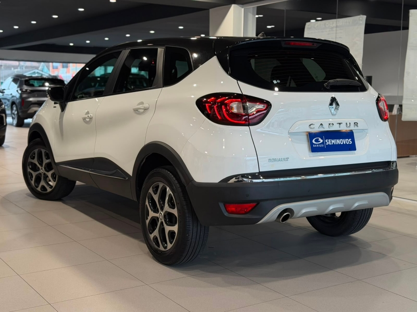 renault captur 1.6 16v sce flex bose x-tronic 4p automatico 202117