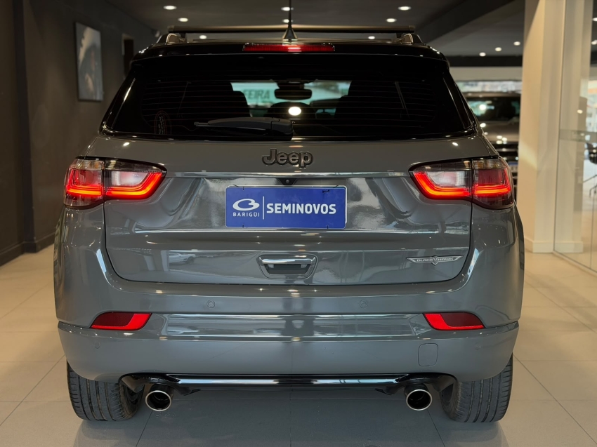 jeep compass 2.0 hurricane 4 turbo gasolina blackhawk at9 4p automatico 202520