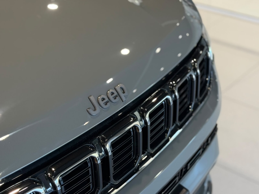 jeep compass 2.0 hurricane 4 turbo gasolina blackhawk at9 4p automatico 20253