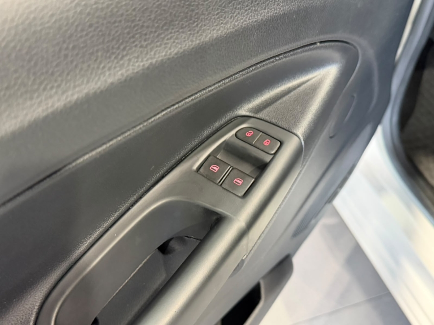 volkswagen saveiro 1.6 msi trendline cs 16v flex 2p manual 3p 20263