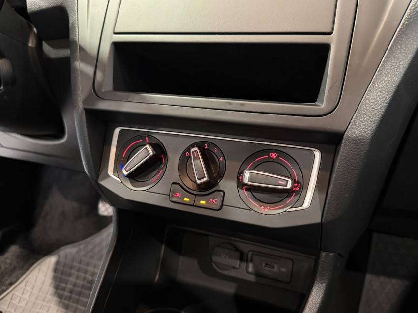volkswagen saveiro 1.6 msi trendline cs 16v flex 2p manual 3p 20269