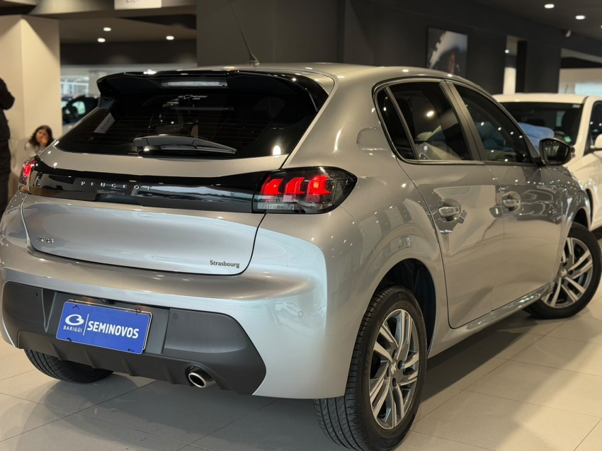 peugeot 208 1.6 16v flex griffe at6 4p automatico 202318