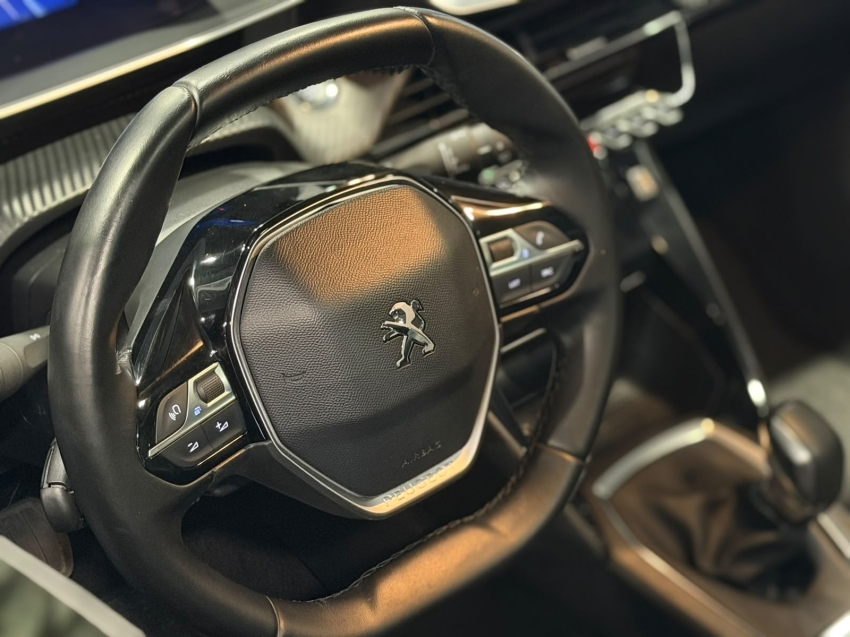peugeot 208 1.6 16v flex griffe at6 4p automatico 20237