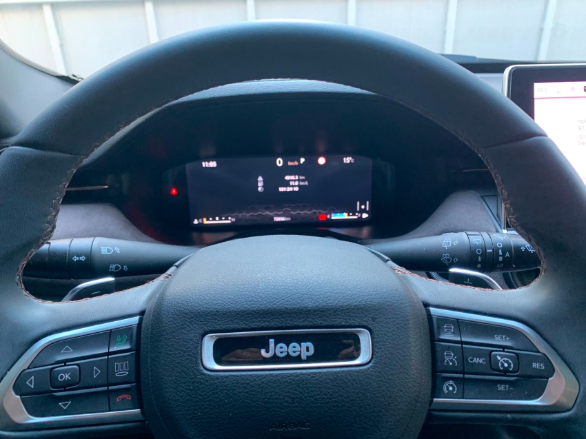 jeep commander 2.0 td380 turbo diesel overland at9 4p automatico 202319