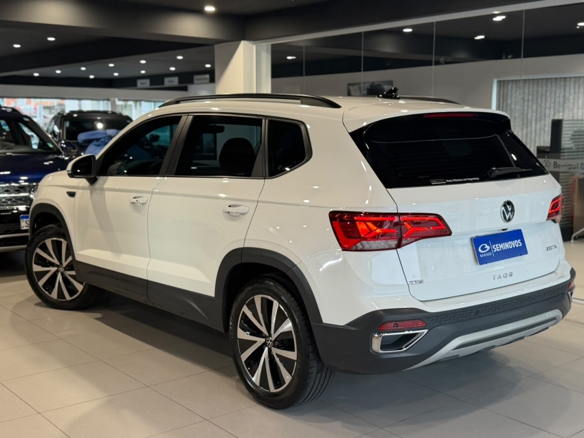 volkswagen taos 1.4 250 tsi total flex comfortline automatico 4p 202314
