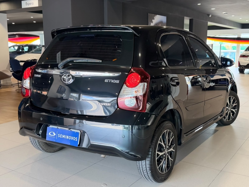 toyota etios 1.5 platinum 16v flex 4p automatico 201816