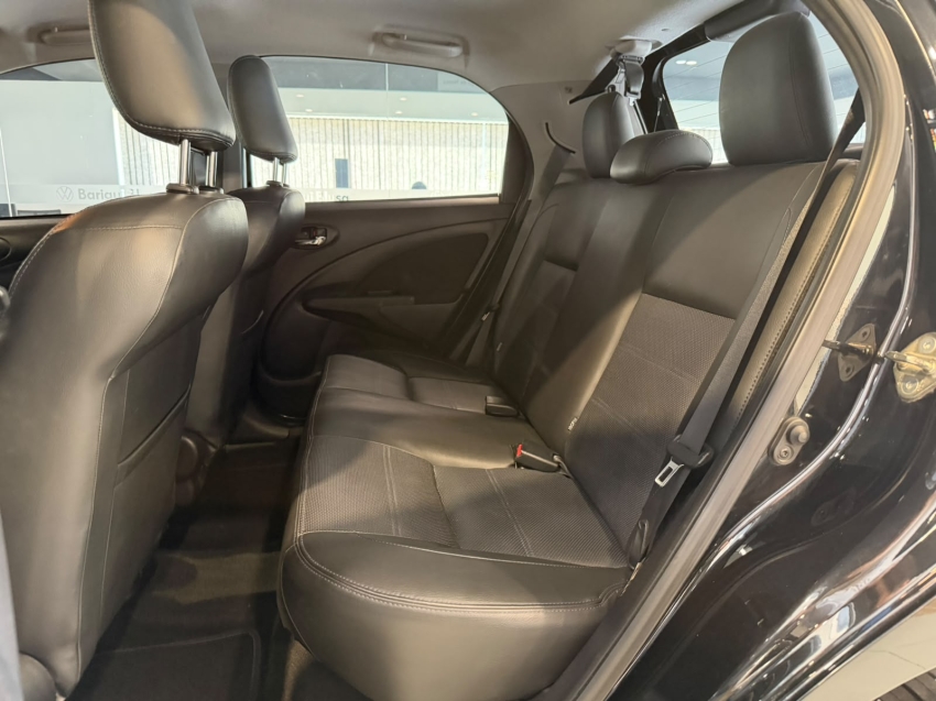 toyota etios 1.5 platinum 16v flex 4p automatico 201812