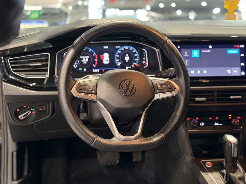 volkswagen nivus 1.0 200 tsi total flex highline automatico 4p 20217