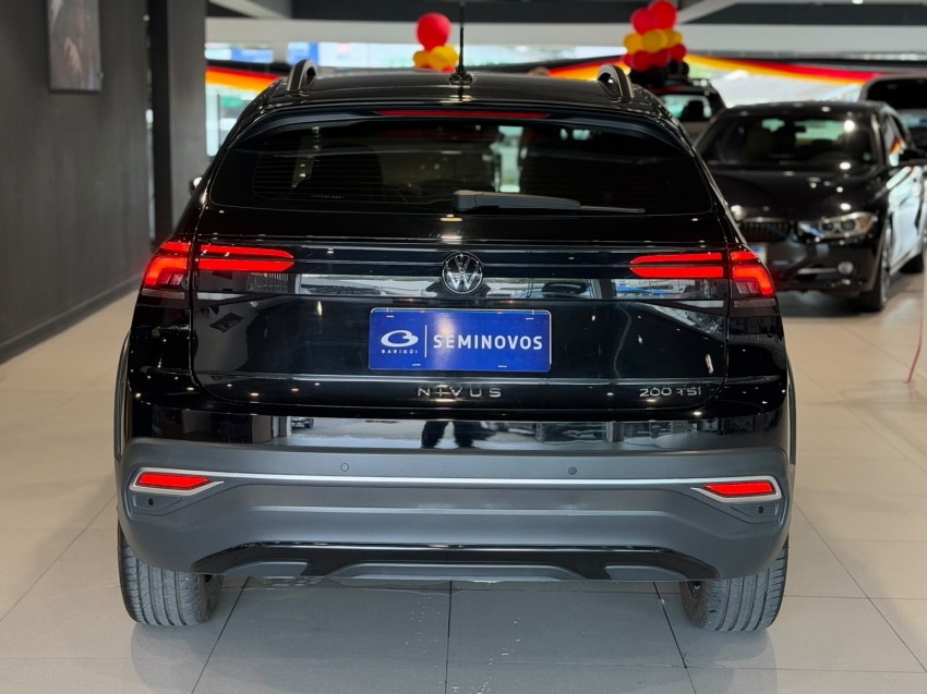 volkswagen nivus 1.0 200 tsi total flex highline automatico 4p 202115