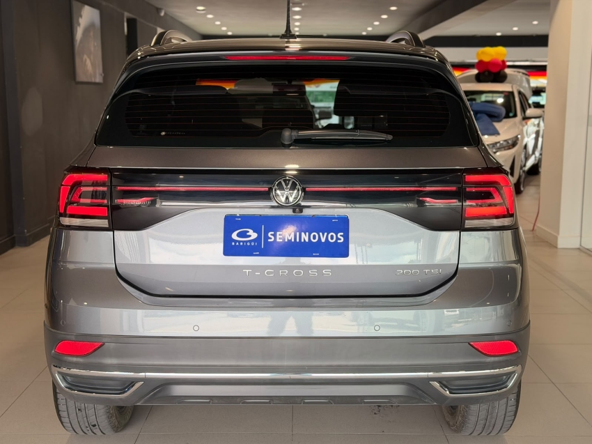 volkswagen t-cross 1.0 200 tsi total flex comfortline automatico 4p 202215